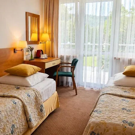 Hotel Activa 3*